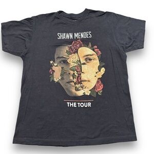 Shawn Mendes The Tour 2019 Concert T-Shirt Size:‎ L